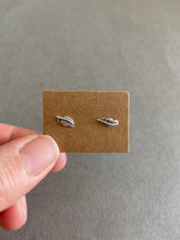Sterling Silver Feather Studs [ESV1005]