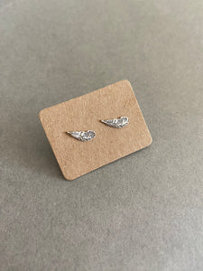 Sterling Silver Feather Studs [ESV1006]