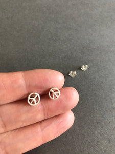 Sterling Silver Peace Sign Studs [ESV1008]