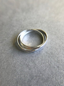 Sterling Silver "Thin" Triple interlocked Ring [R1006]